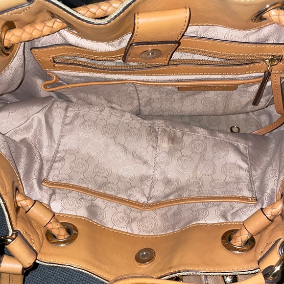 Michael Kors bag purse - Picture 10 of 17